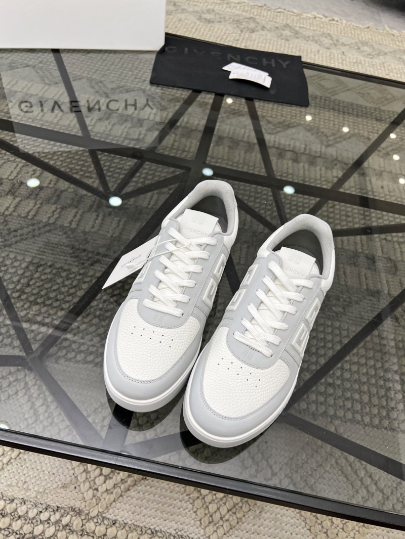 Givenchy Sneakers